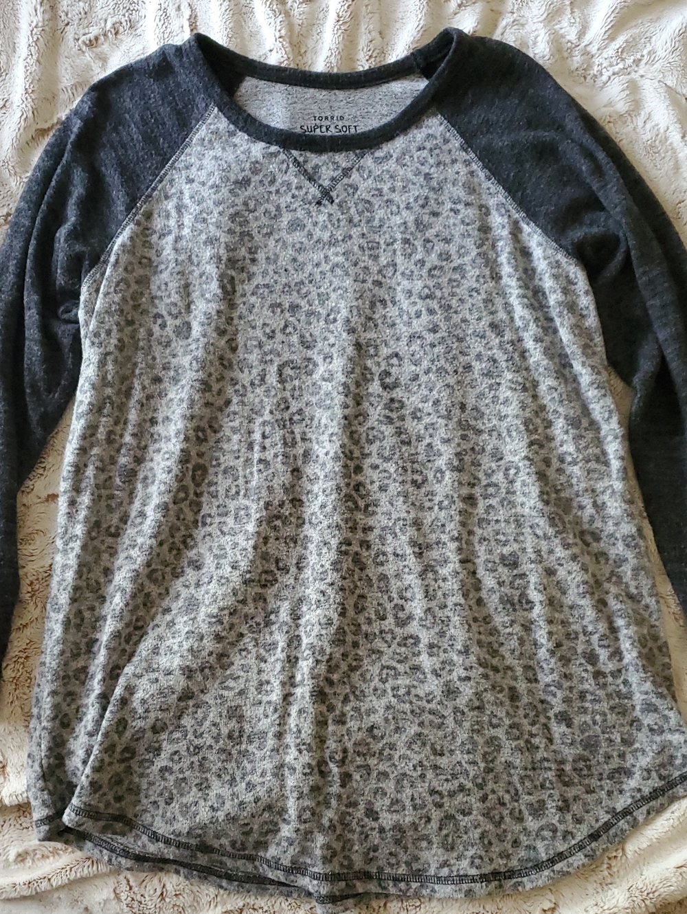 Torrid Gray Leopard Raglan Long Sleeve Top